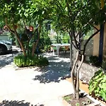 Jolanda Apartment